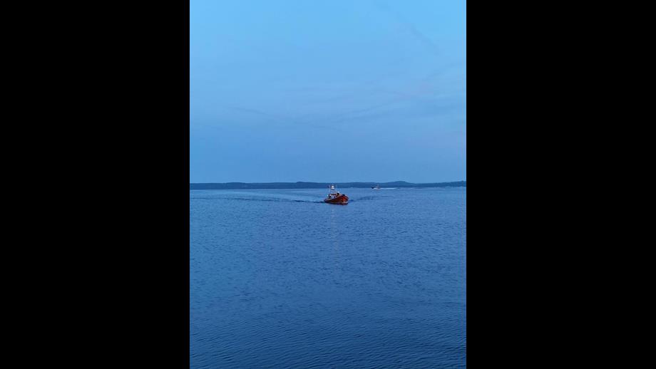 Largs lifeboat with casualty vessel