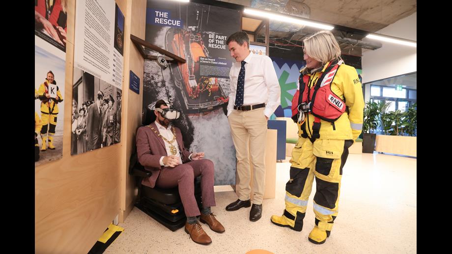 Belfast Lord Mayor Micky Murray tried out the VR headset at the RNLI's 200th exhibition in 2 Royal Avenue