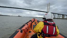 Gravesend RNLI's lifeboat heading inbound on River Thames near Dartford Crossing