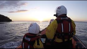 RNLI Portishead volunteers back from training when the sun is setting