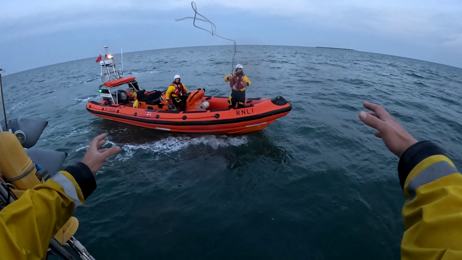 Setting up stern line with Newbiggin lifeboat