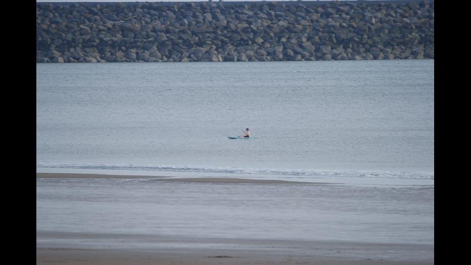 Port Talbot RNLI launch to a paddle boarder on distress 