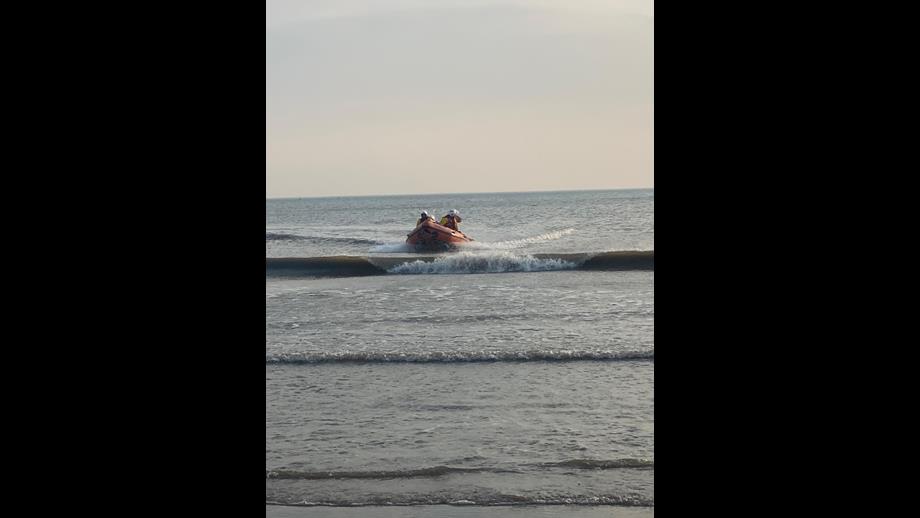 Port Talbot RNLI launch to a paddle boarder on distress 