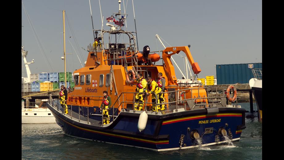 Shows Penlee Lifeboat docking