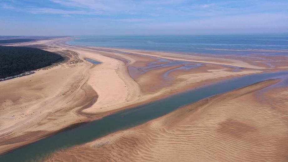 Drone footage of sandbars at wells next the sea. Sand and sea channel 