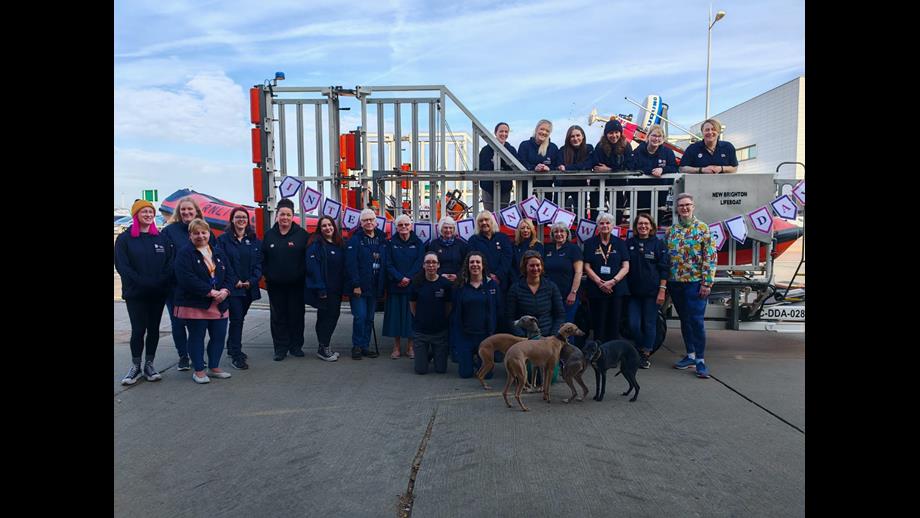 women from the RNLI and Coastguard rescue team