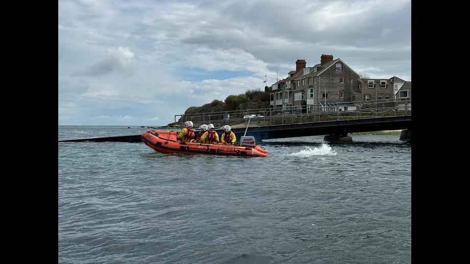 Swanage ILB launching from Swanage Lifeboat Station