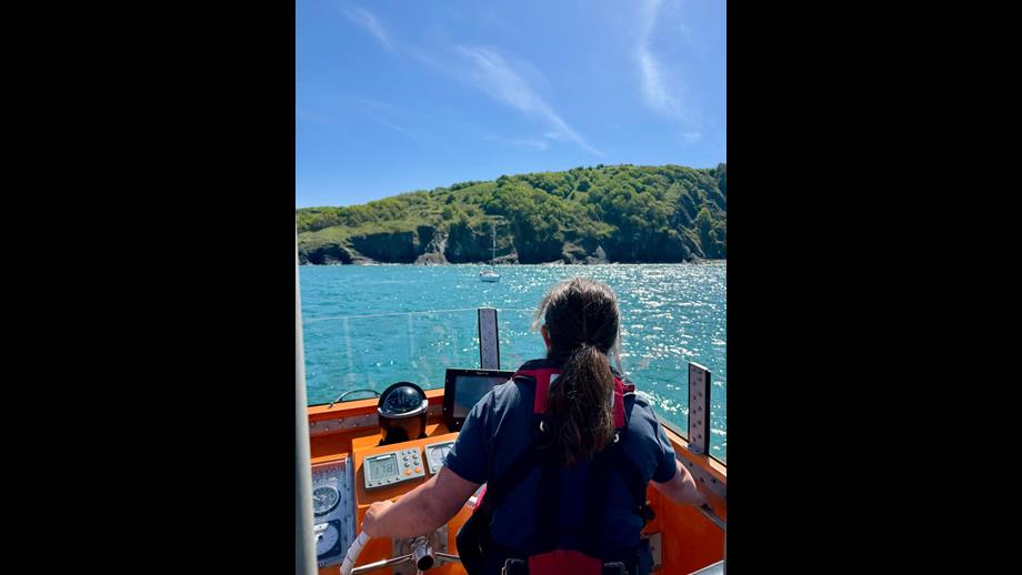 The view from the lifeboat as it approached the casualty.
