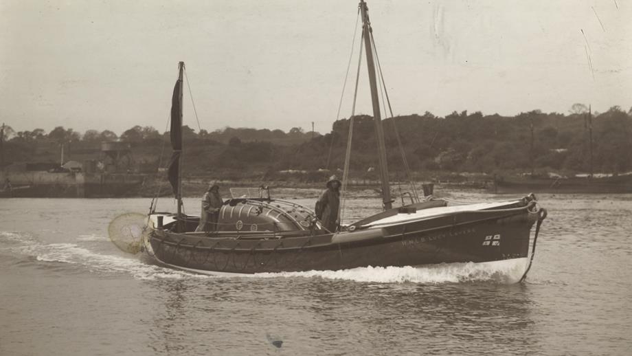 Aldeburgh Lifeboat Station’s Lucy Lavers, photographed by Bekens