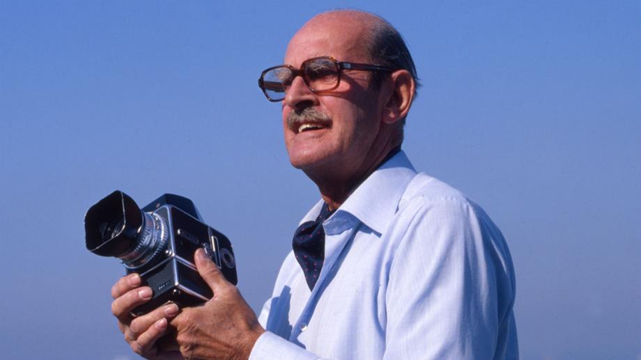 Keith Beken holding his camera
