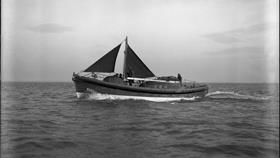 Black and white image of Arklow lifeboat, Inbhear Mor, while on trials (Photo 1)