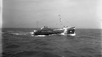 Black and white image of Bridlington lifeboat, Tillie Morrison Sheffield, while on trials