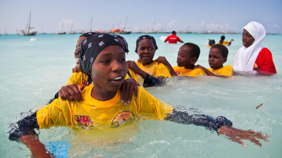 Children taking part in the Aquatic Survival Programme in Zanzibar