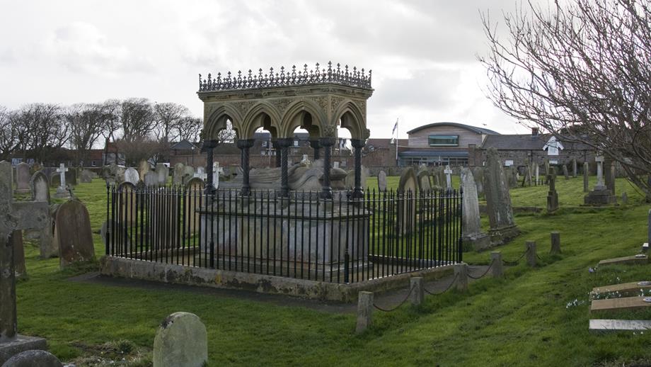 The memorial tomb where Grace is laid to rest, with the Grace Darling Museum in the background