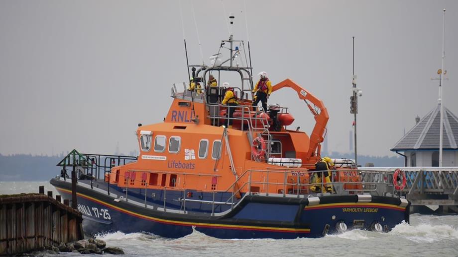 Yarmouth’s Severn class lifeboat Eric and Susan Hiscock (Wanderer) leaving the harbour