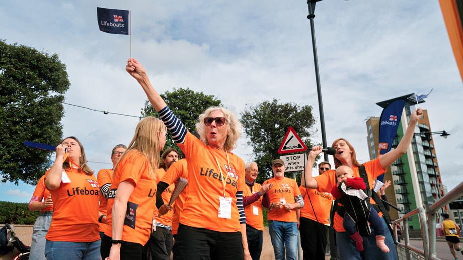 TCS London Marathon - RNLI runners raising money for the RNLI